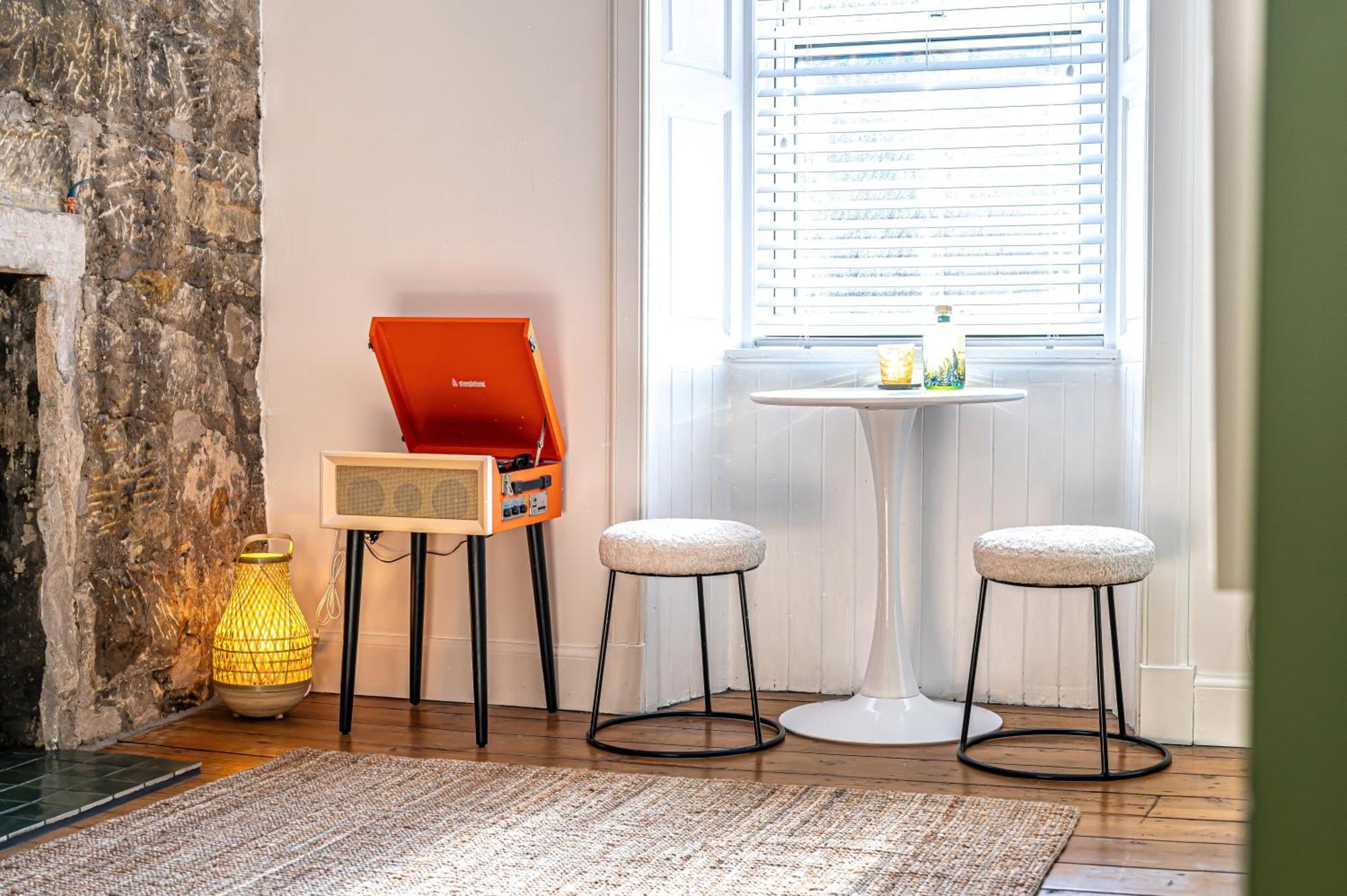 Apartment Funky By The